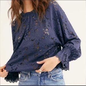 NWOT FREE PEOPLE Olivia lace top Medium